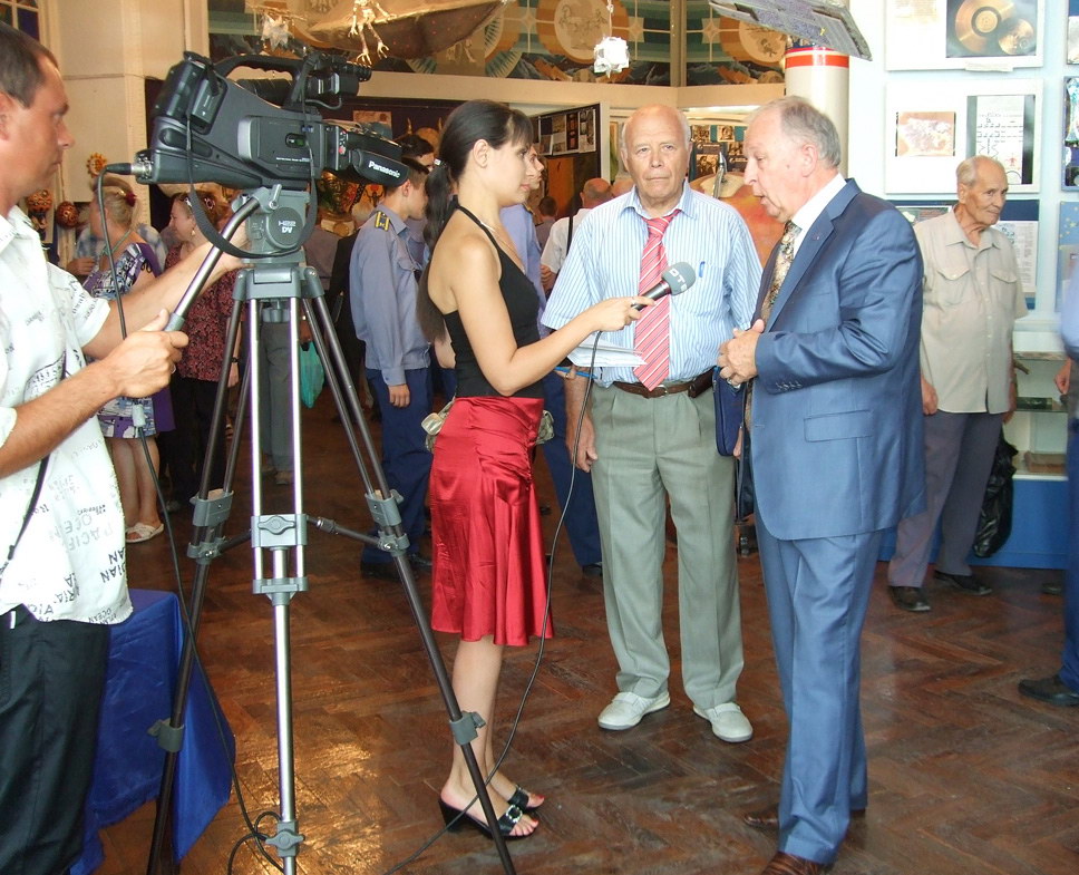 Интервью. 10-08-2012 Интервью. 10-08-2012