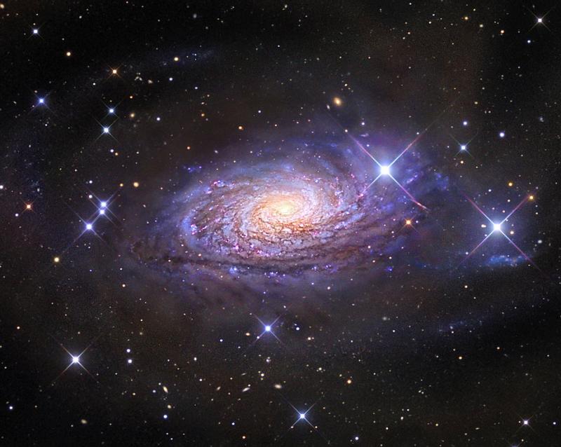 Галактика Соняшник (М63)
